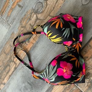 36dd shade and shore swim top